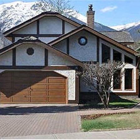 Bear Cub Lodging Hotel Jasper Exterior photo